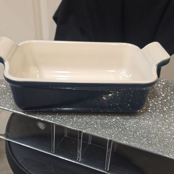 Le Creuset Heritage 19cm Rectangular Baking Dish- Agave - Picture 6 of 7